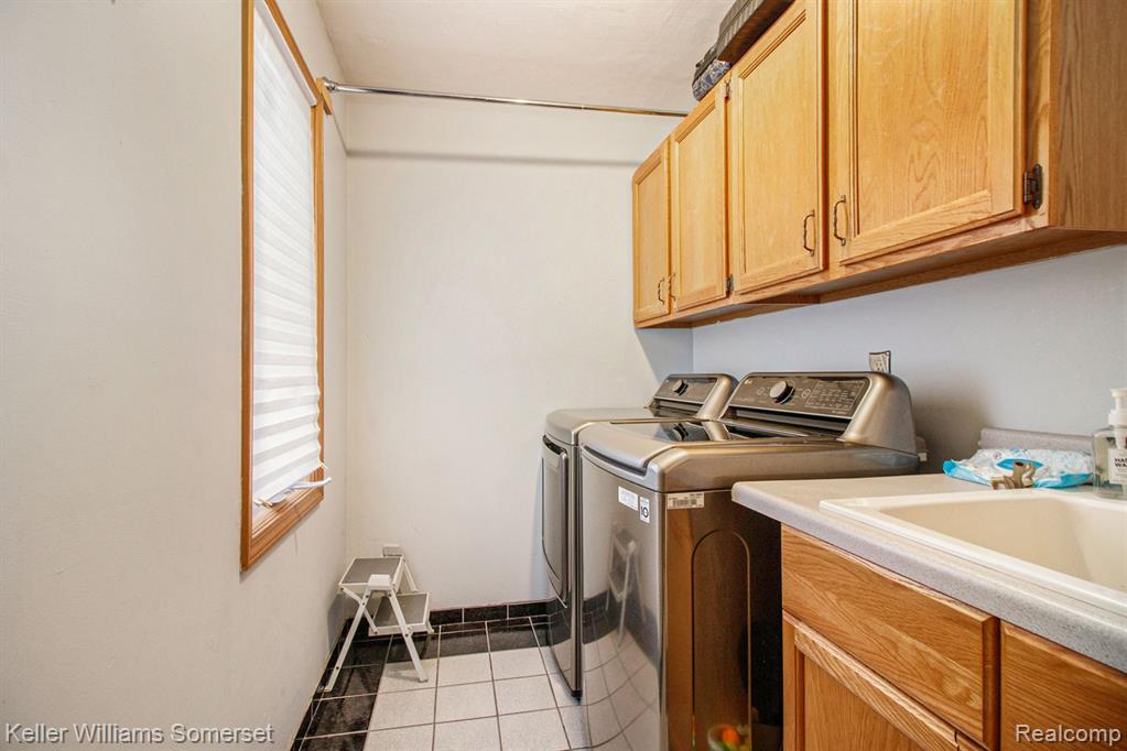 569 Sunlight Drive Rochester, MI 48309 - Photo 22 of 25
