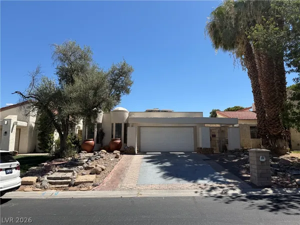 $2,520 | 3194 Bel Air Drive, Las Vegas, NV 89109