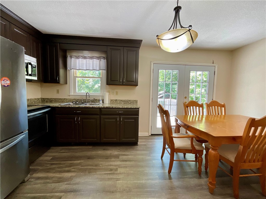 2006 Ridgeview Lane Seneca, SC 29678 - Photo 5 of 23 Gallery Image 5
