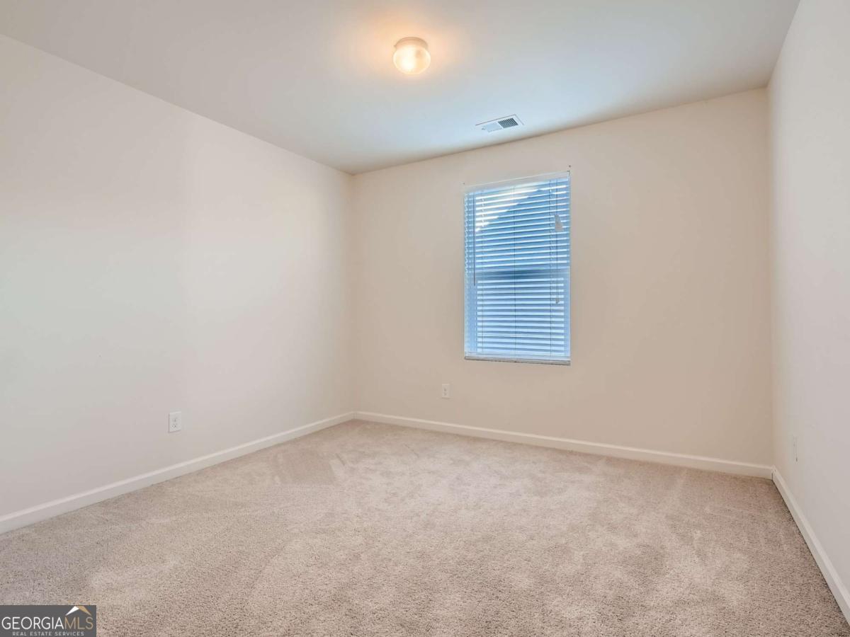 2352 Creel Road Atlanta, GA 30349 - Photo 10 of 11