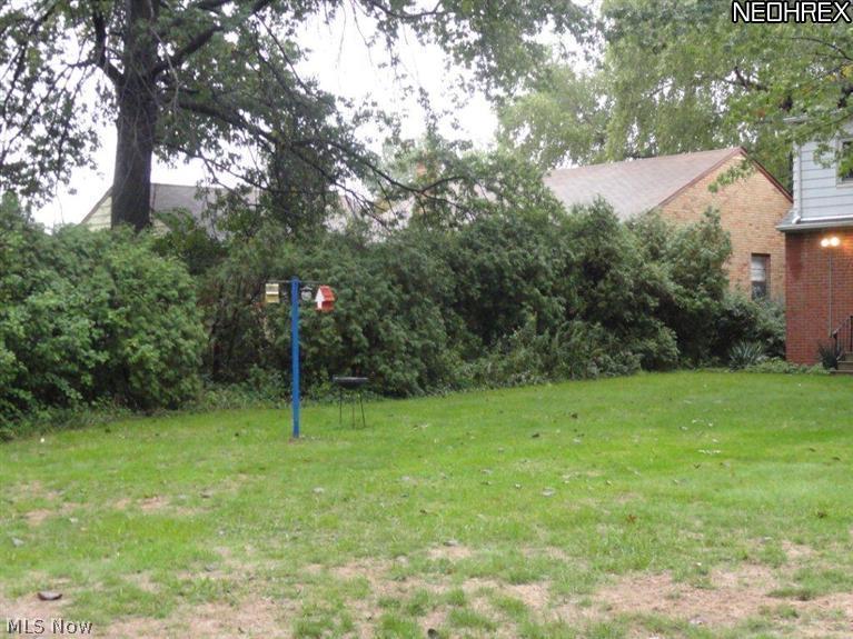 9517 David Road Garfield Heights, OH 44125 - Photo 23 of 25