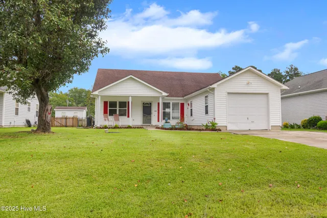 $1,750 | 108 Luke Court, New Bern, NC 28560