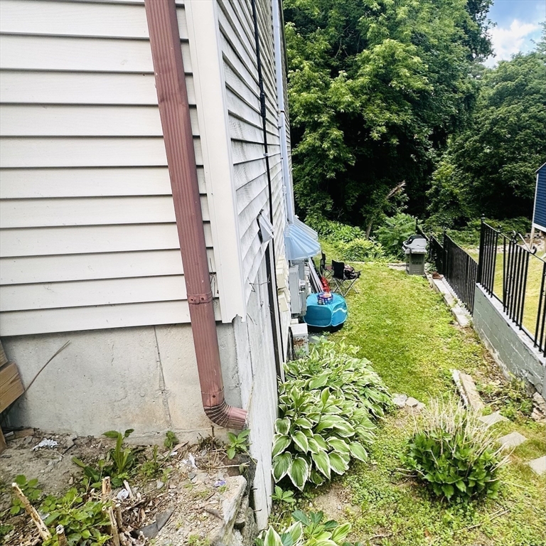 520 High Street, Unit 7 Clinton, MA 01510 - Photo 42 of 42