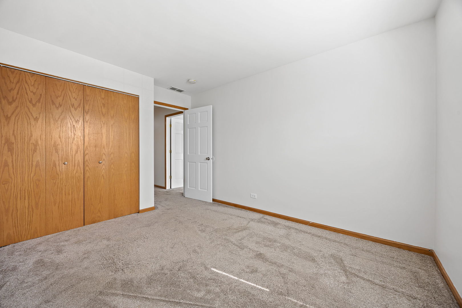 262 Springbrook Trail South Oswego, IL 60543 - Photo 18 of 25