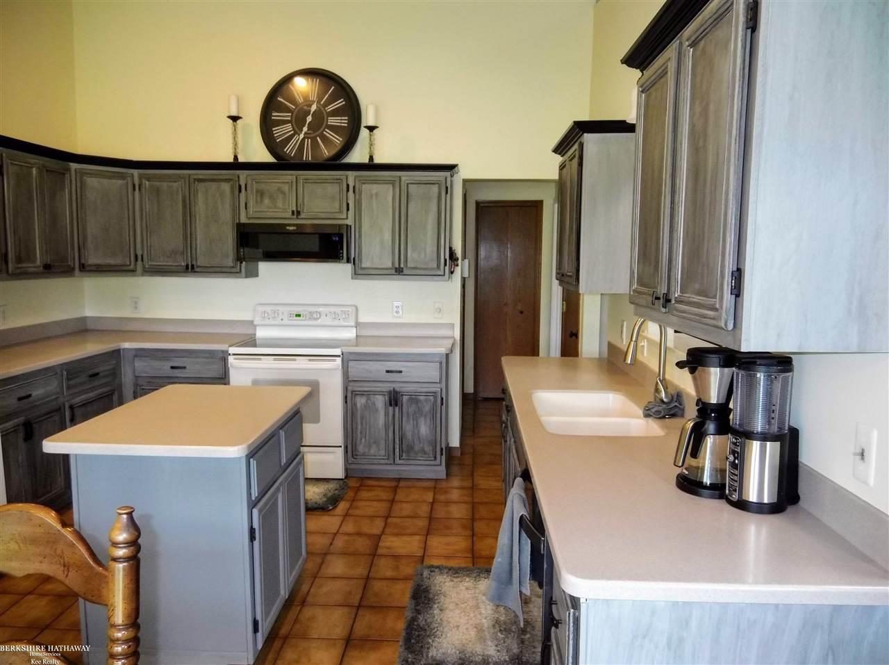 13372 Hunt Road Memphis, MI 48041 - Photo 21 of 54 50013421-20.JPG