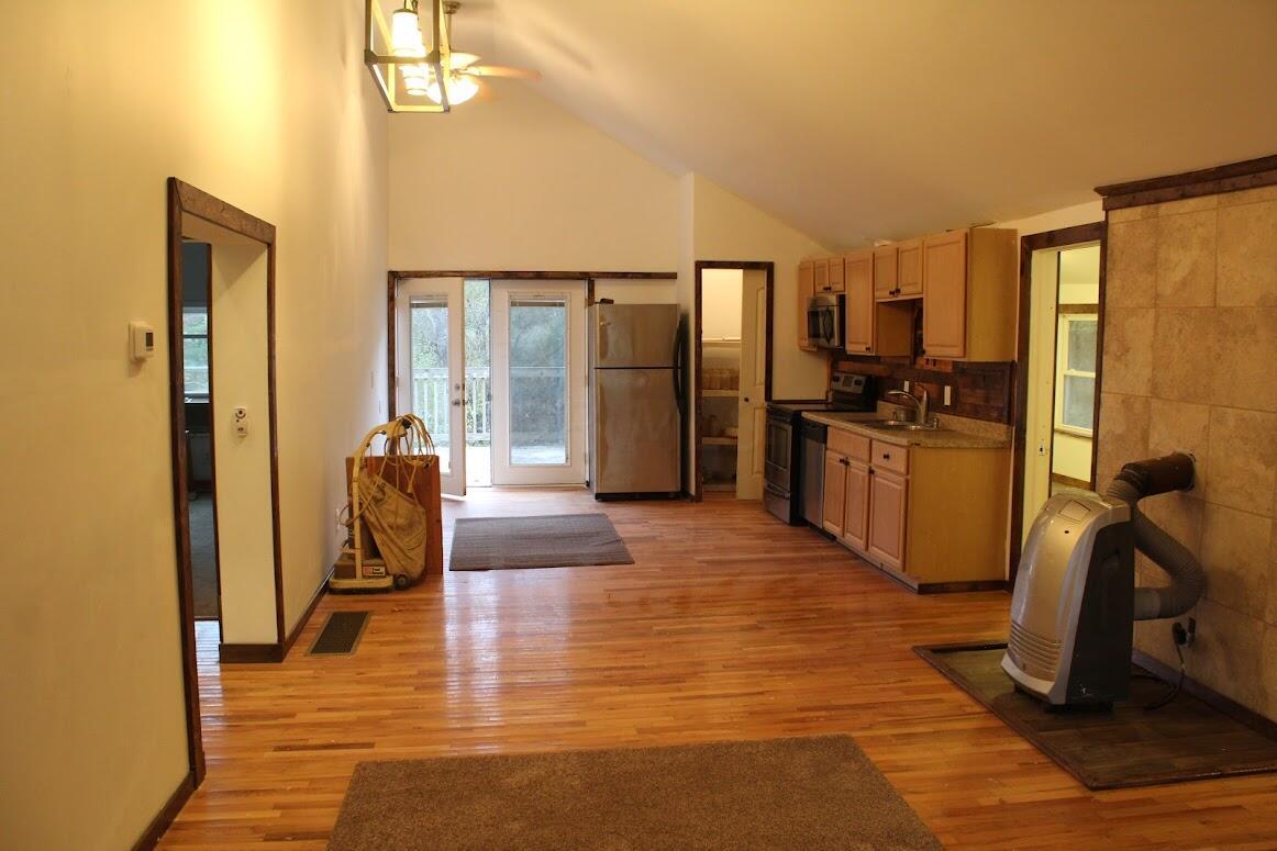 23074 Bigham Road Rockbridge, OH 43149 - Photo 4 of 37