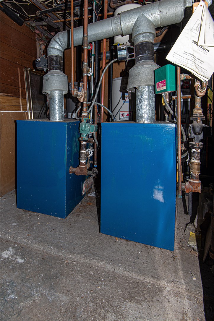 34 Tweed Street Pawtucket, RI 02861 - Photo 22 of 26