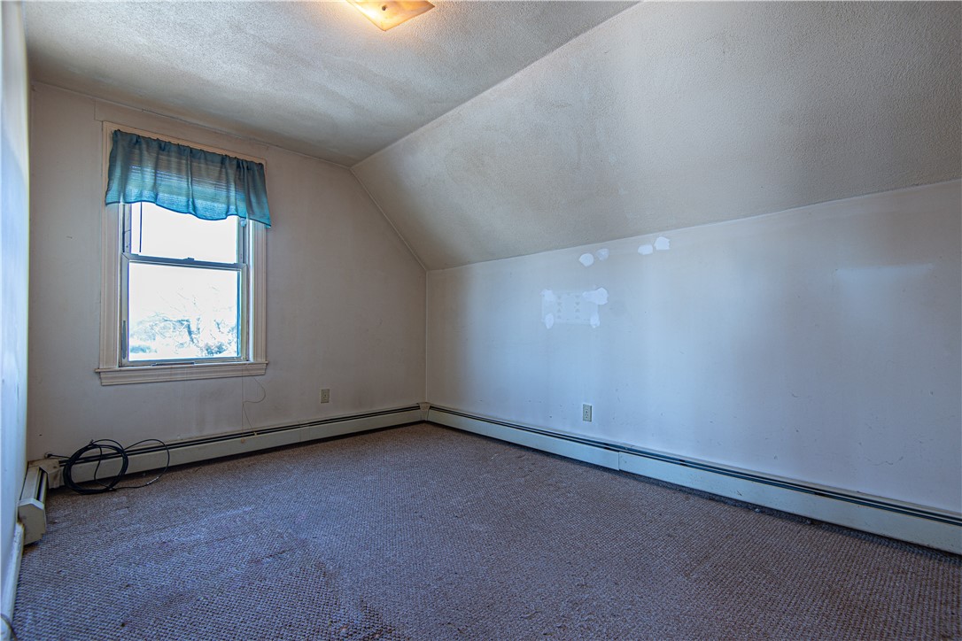 34 Tweed Street Pawtucket, RI 02861 - Photo 24 of 26