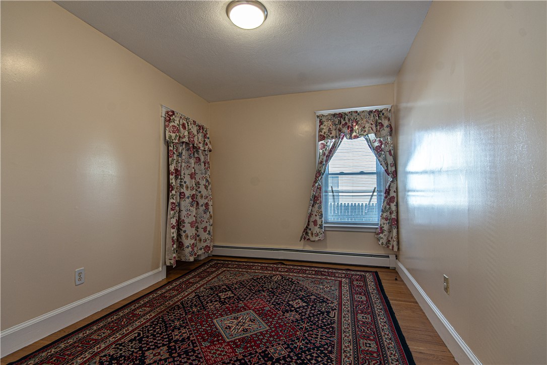 34 Tweed Street Pawtucket, RI 02861 - Photo 9 of 26