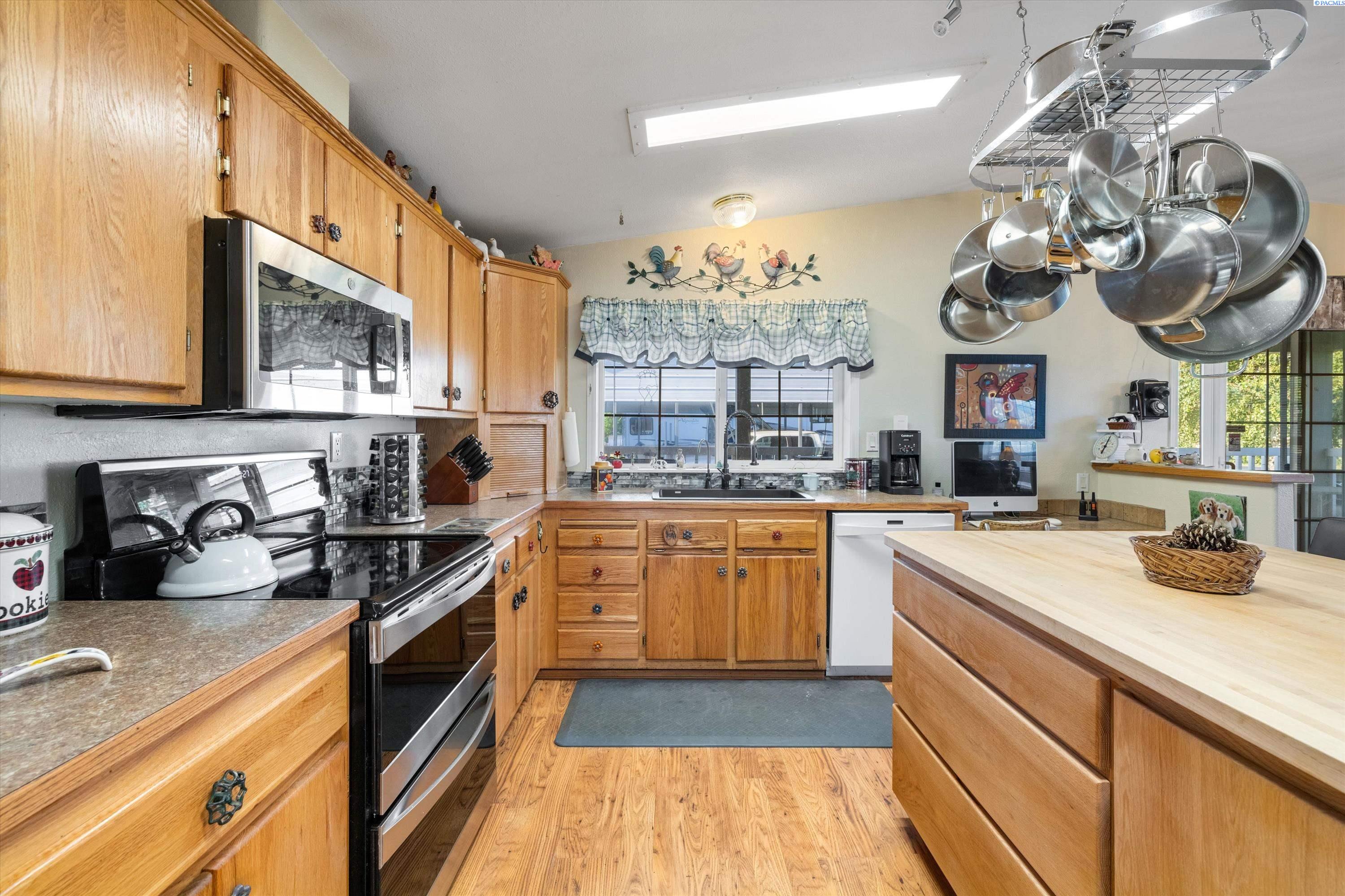 18401 South Griffin Road Prosser, WA 99350 - Photo 11 of 35 Gallery Image 11