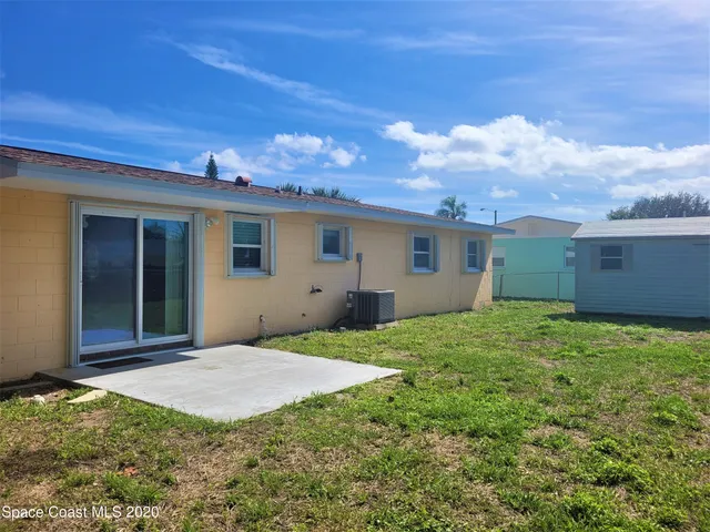 $2,450 | 435 South Courtenay Parkway, Merritt Island, FL 32952