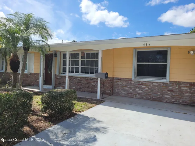 $2,450 | 435 South Courtenay Parkway, Merritt Island, FL 32952