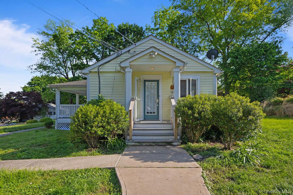 30 Chestnut Street Stony Point, NY 10980 - Photo 21 of 34 a front view of house with yard and green space