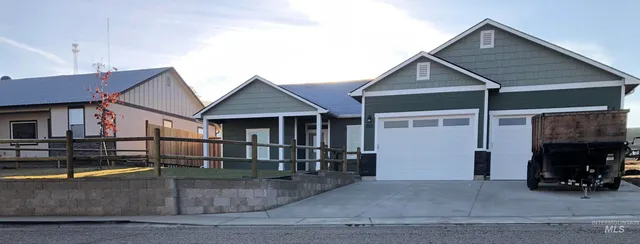 $449,000 | 885 South Iowa Avenue, Payette, ID 83661