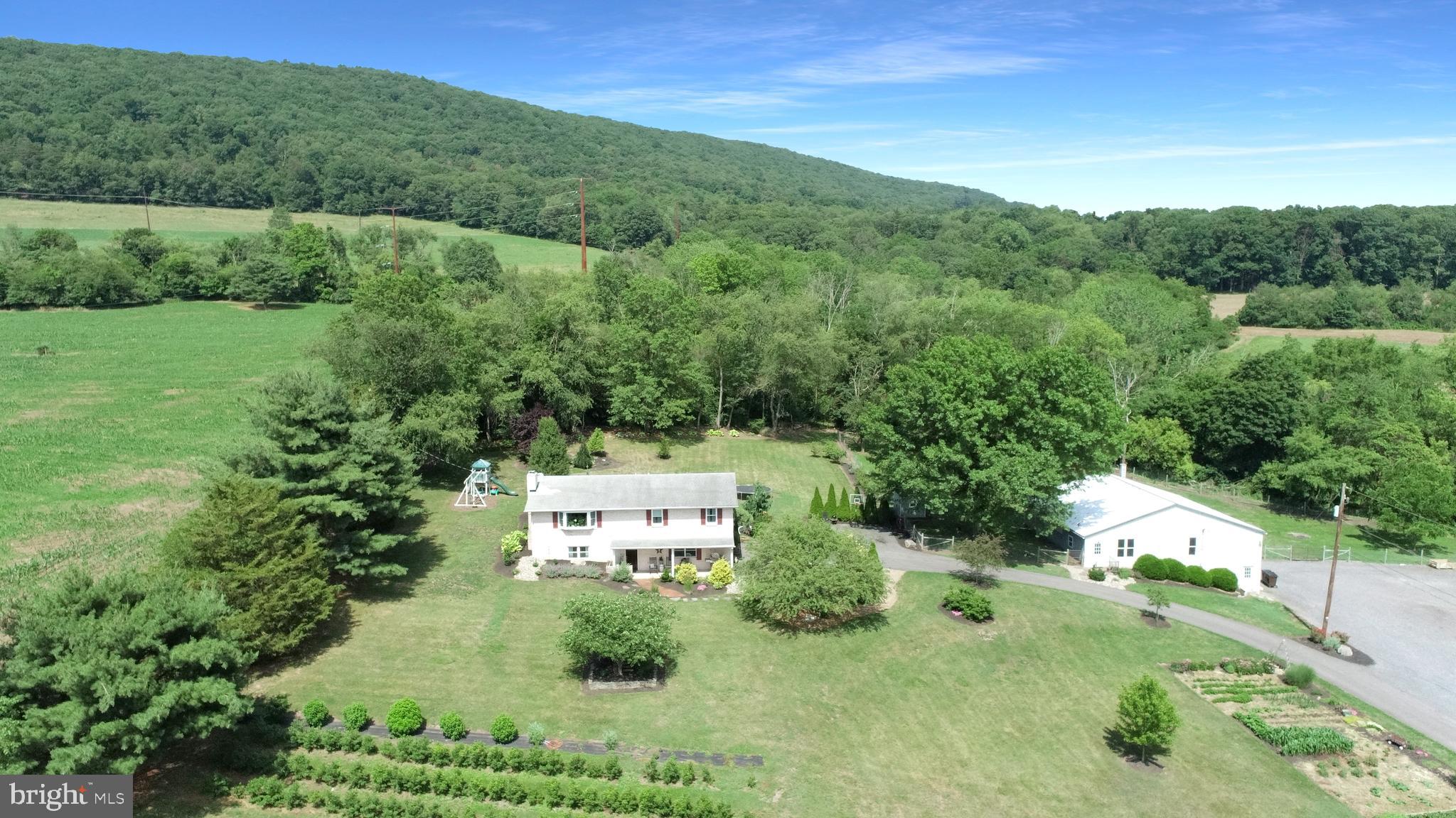 142 South Crossroads Road Lykens, PA 17048 - Photo 4 of 50 Gallery Image 4