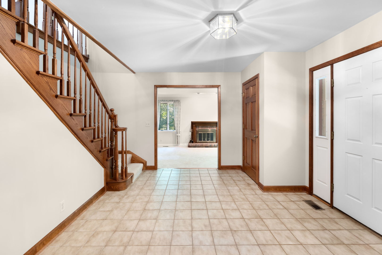 37W305 Crane Road St. Charles, IL 60175 - Photo 13 of 31