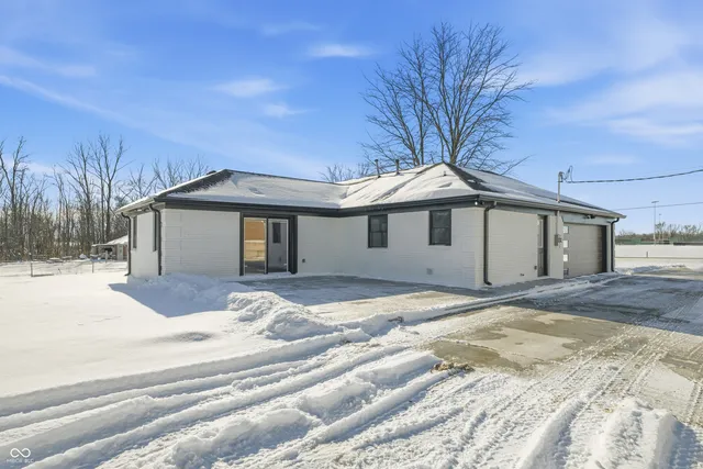 $464,900 | 663 South County Road 75 West, Danville, IN 46122