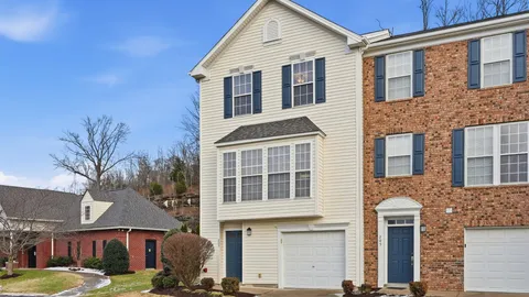 $365,000 | 7277 Charlotte Pike, Unit 203, Nashville, TN 37209