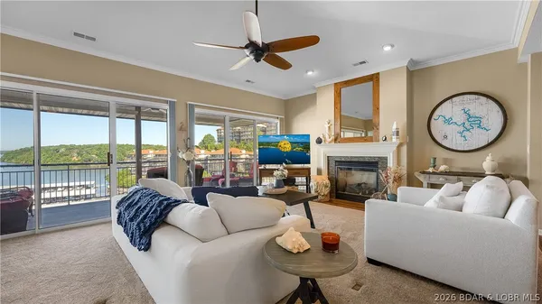 $465,000 | 202 East Palisades Condo Drive, Unit 4B, Lake Ozark, MO 65049
