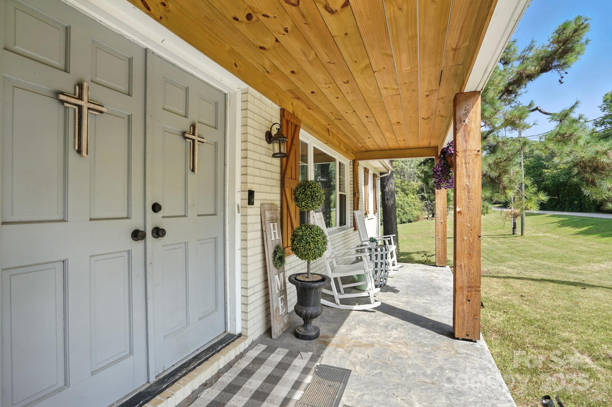 3306 Barr Road Concord, NC 28027 - Photo 3 of 44 Gallery Image 3