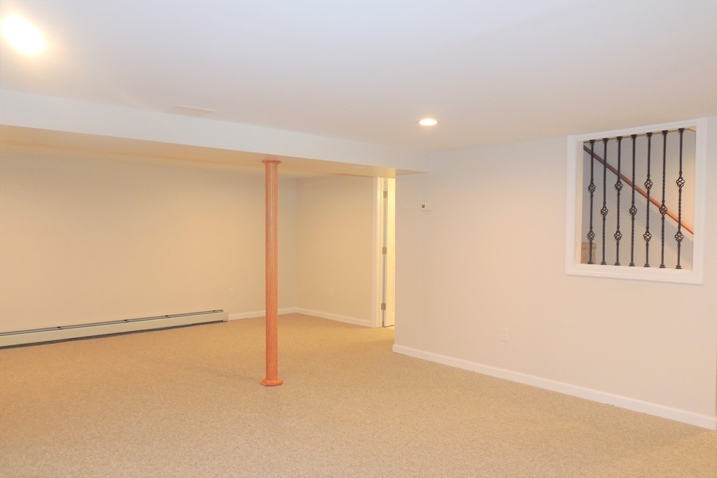 44 Brewster Road West Springfield, MA 01089 - Photo 24 of 30 Gallery Image 24