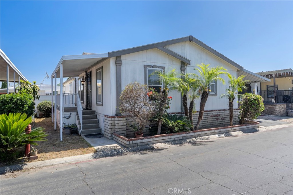 300 North Rampart Street, Unit 197 Orange, CA 92868 - Photo 1 of 51