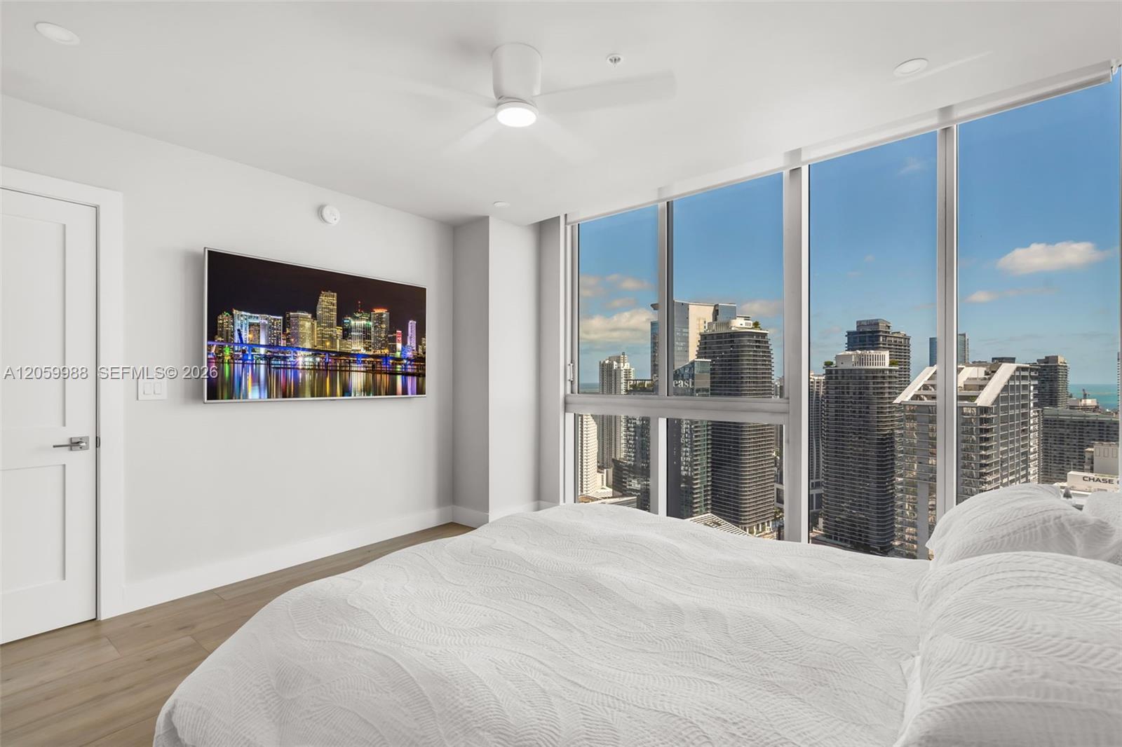 92 Southwest 3rd Street, Unit 5204 Miami, FL 33130 - Photo 13 of 49 Gallery Image 13