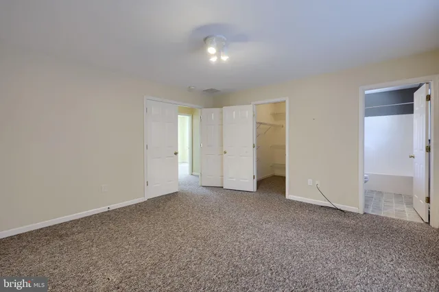 a view of empty room