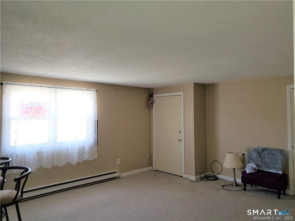 8 White Oak Road, Unit D Mansfield, CT 06268 - Photo 7 of 8