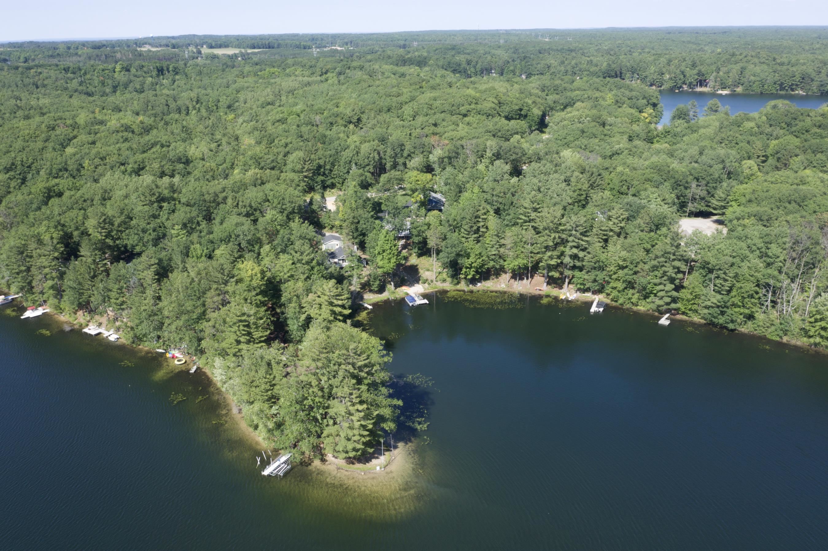 2704 Chandler Road Traverse City, MI 49696 - Photo 15 of 44 1902037-14.JPG