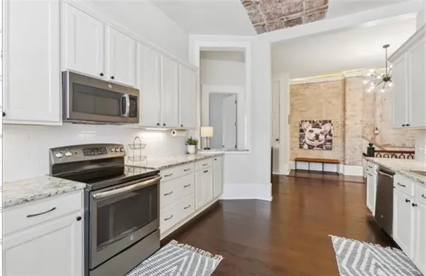 $4,900 | 518 South Rampart Street, New Orleans, LA 70113