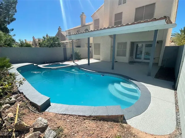 $4,199 | 3004 Ocean View Drive, Las Vegas, NV 89117