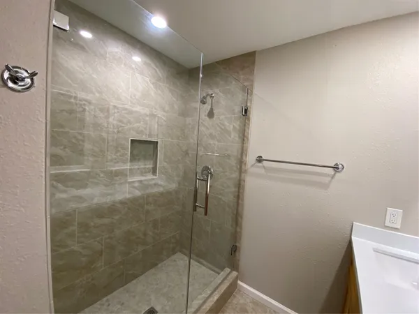 $2,000 | 19311 Spanish Needle Drive, Houston, TX 77084