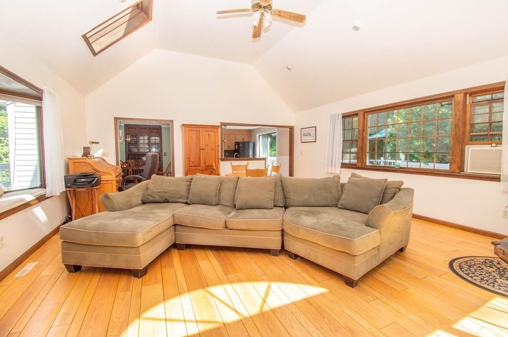 202 Mountain Road Hampden, MA 01036 - Photo 8 of 29 Gallery Image 8