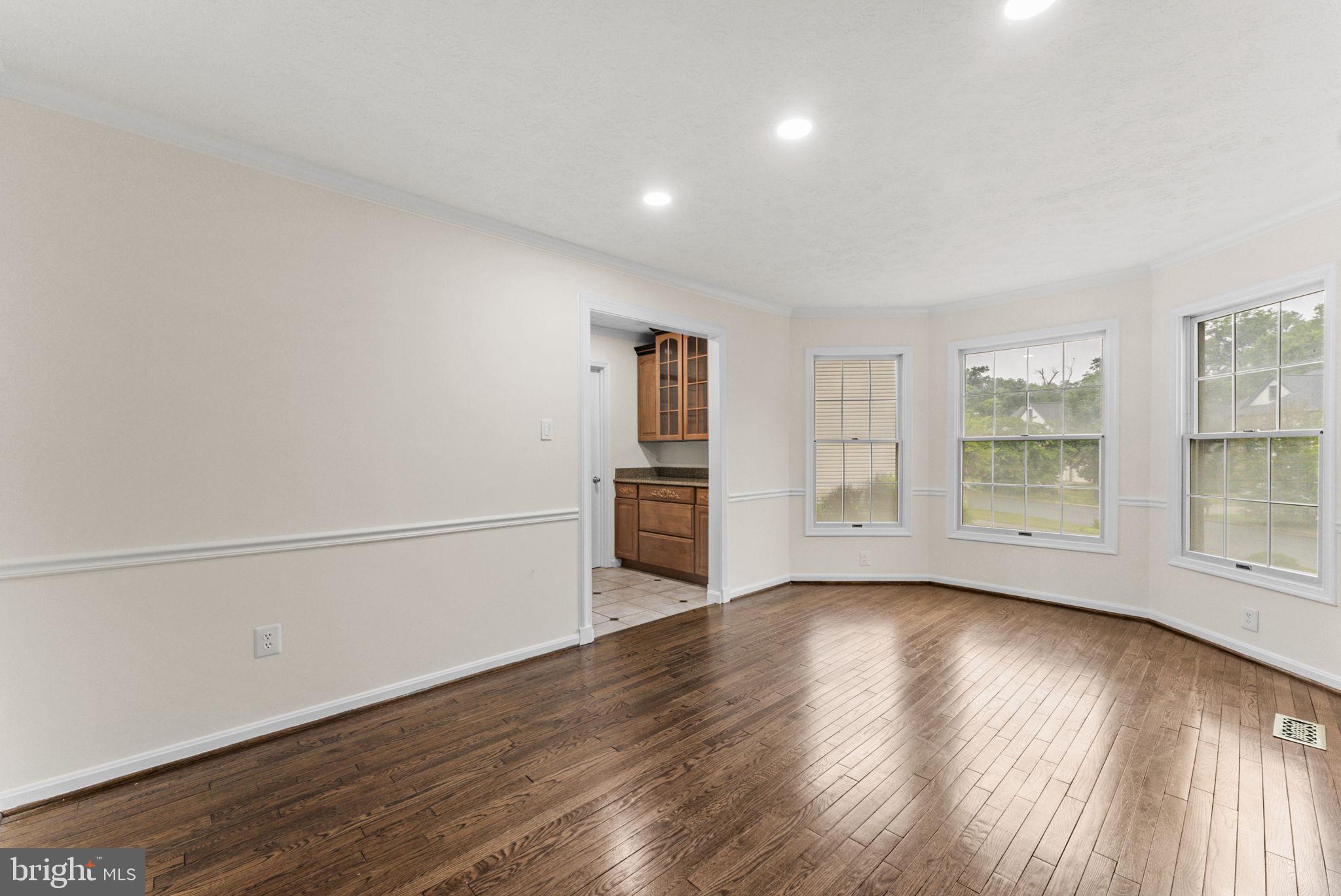 36 Rutherford Circle Sterling, VA 20165 - Photo 15 of 85