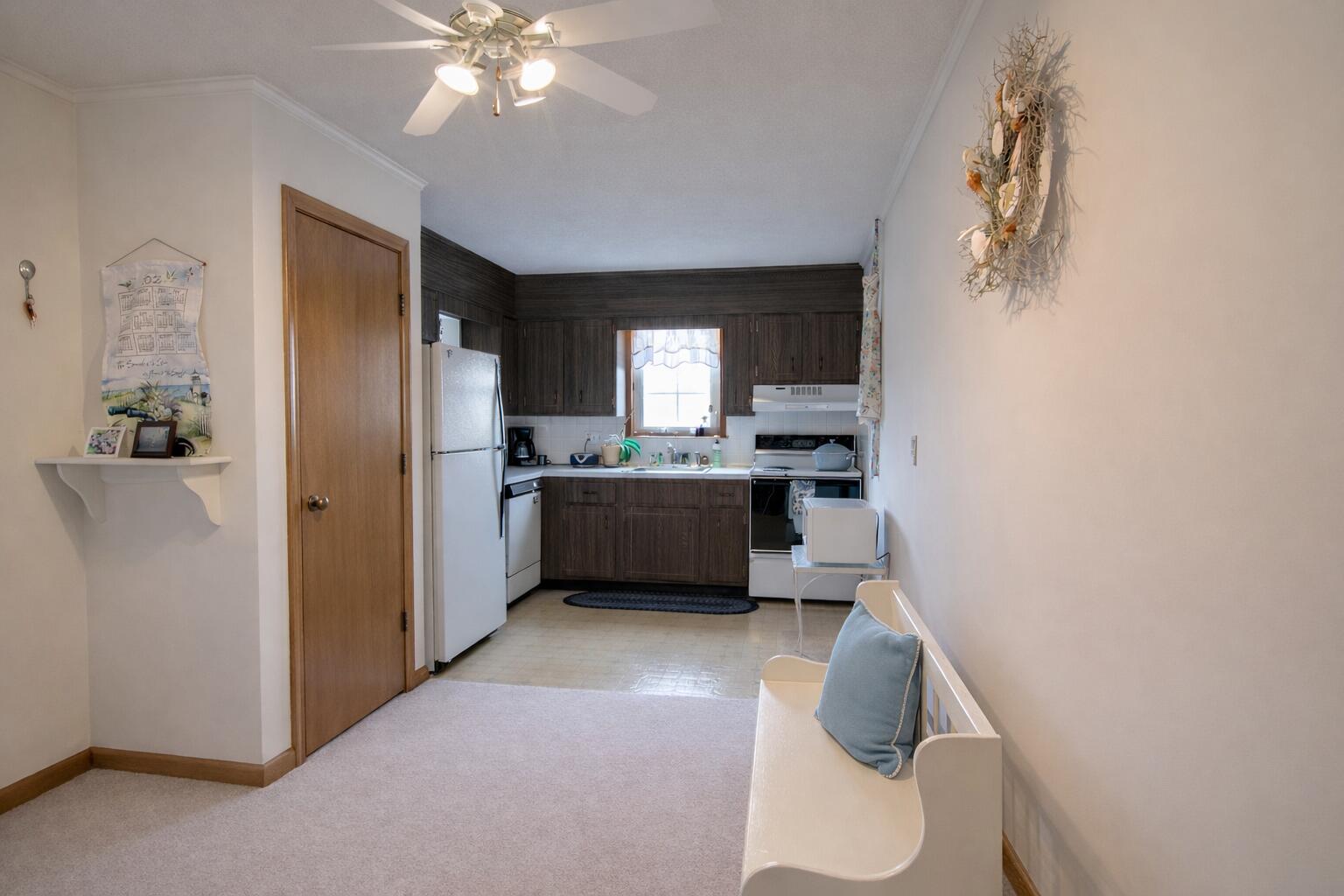 174 Upper County Road, Unit 22 Dennis Port, MA 02639 - Photo 5 of 15 Kitchen