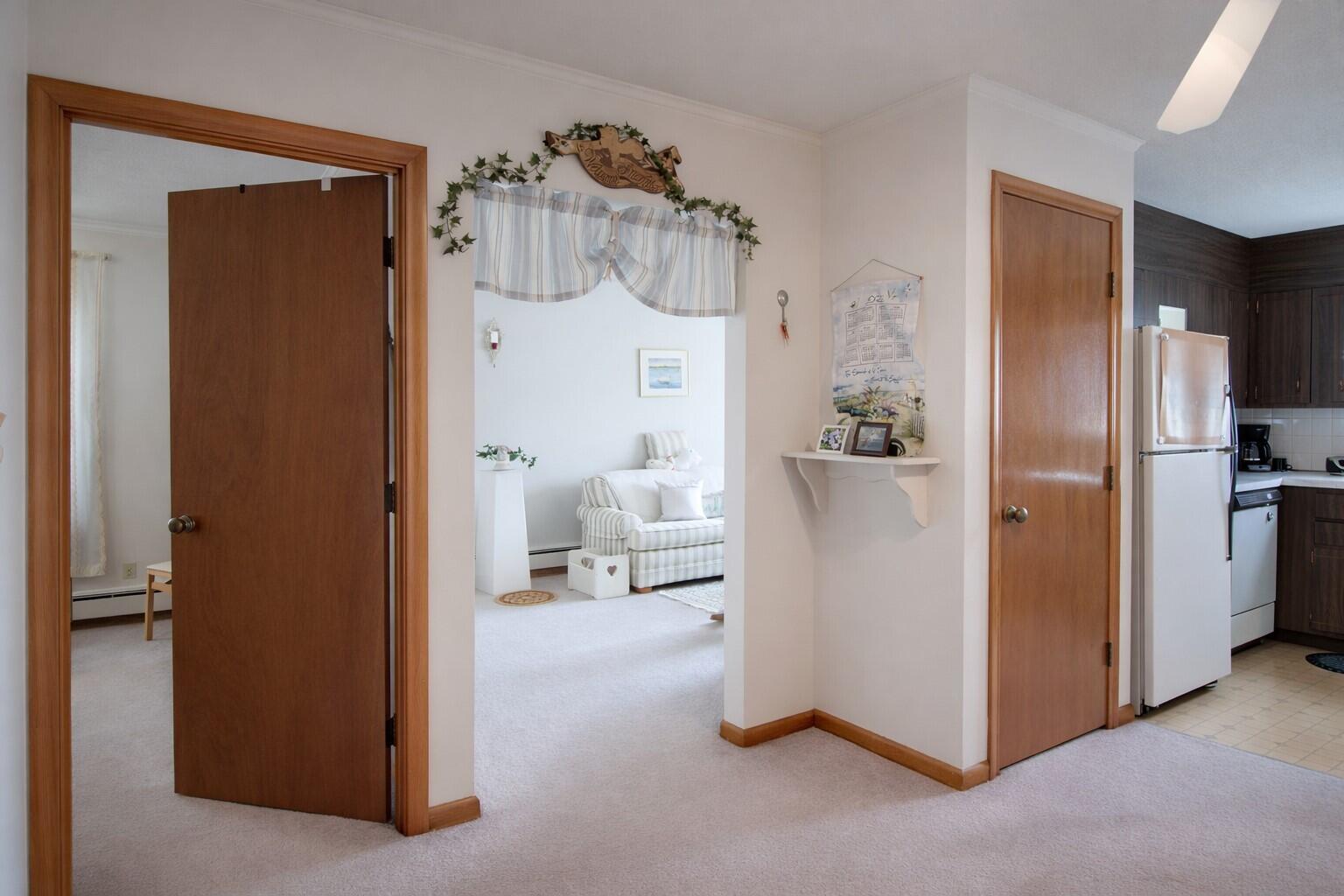 174 Upper County Road, Unit 22 Dennis Port, MA 02639 - Photo 6 of 15 Foyer Entry