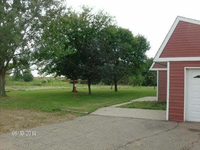 41265 Greencrest Road Belgrade, MN 56312 - Photo 4 of 17 Gallery Image 4