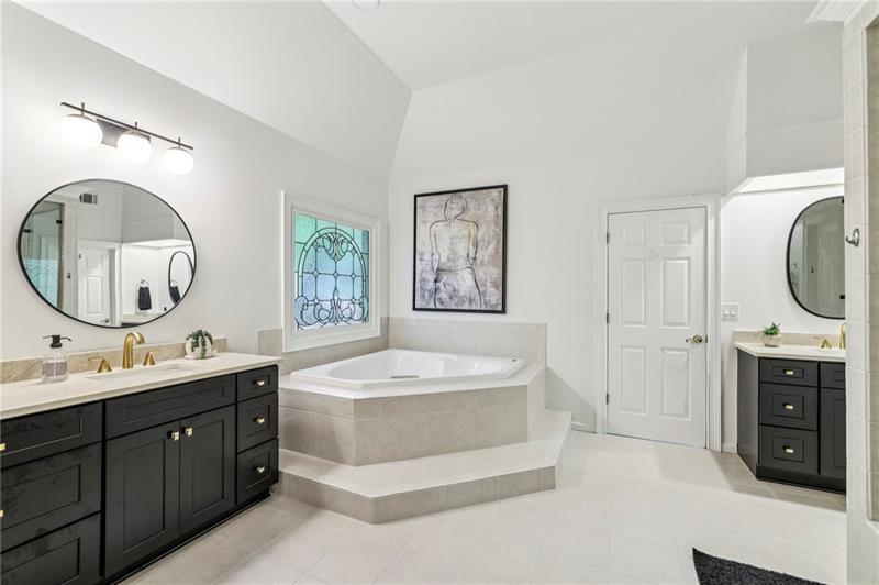 11 Wieuca Trace Northeast Atlanta, GA 30342 - Photo 24 of 52