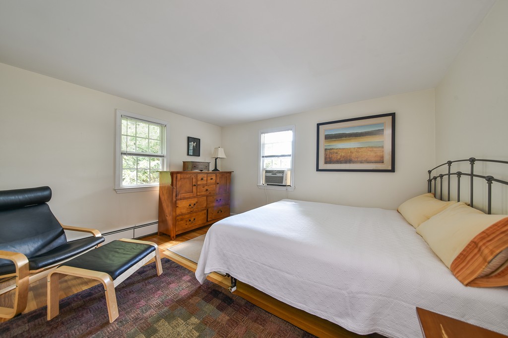 41 Seaward Road Wellesley, MA 02481 - Photo 11 of 18
