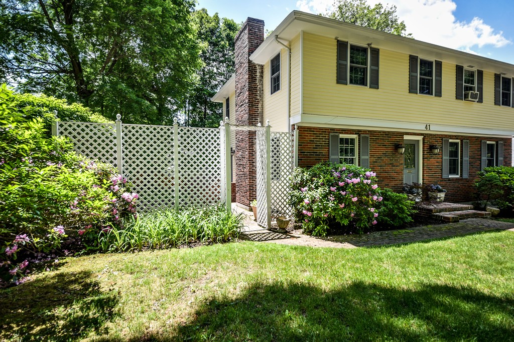 41 Seaward Road Wellesley, MA 02481 - Photo 14 of 18