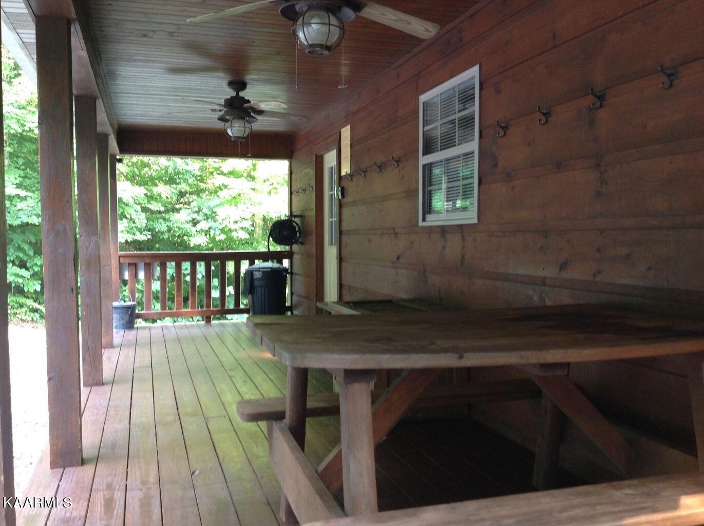 315 Windrock Road Oliver Springs, TN 37840 - Photo 6 of 36 a view of outdoor space
