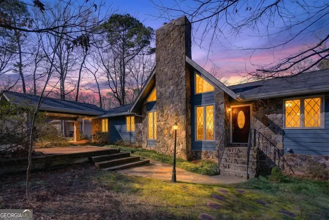 $599,850 | 175 Flat Creek Court, Fayetteville, GA 30214