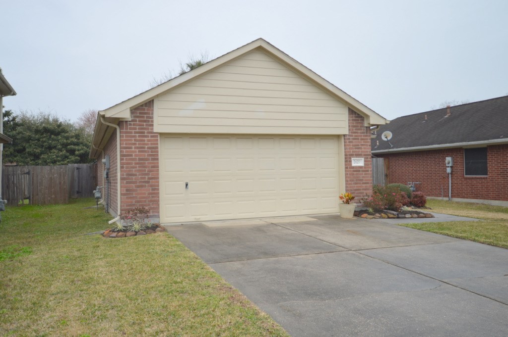 2627 Spring Dusk Drive Spring, TX 77373 - Photo 21 of 24