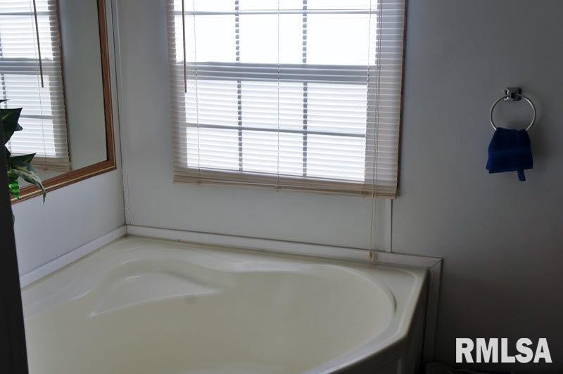 5609 Kommer Road Metropolis, IL 62960 - Photo 9 of 26