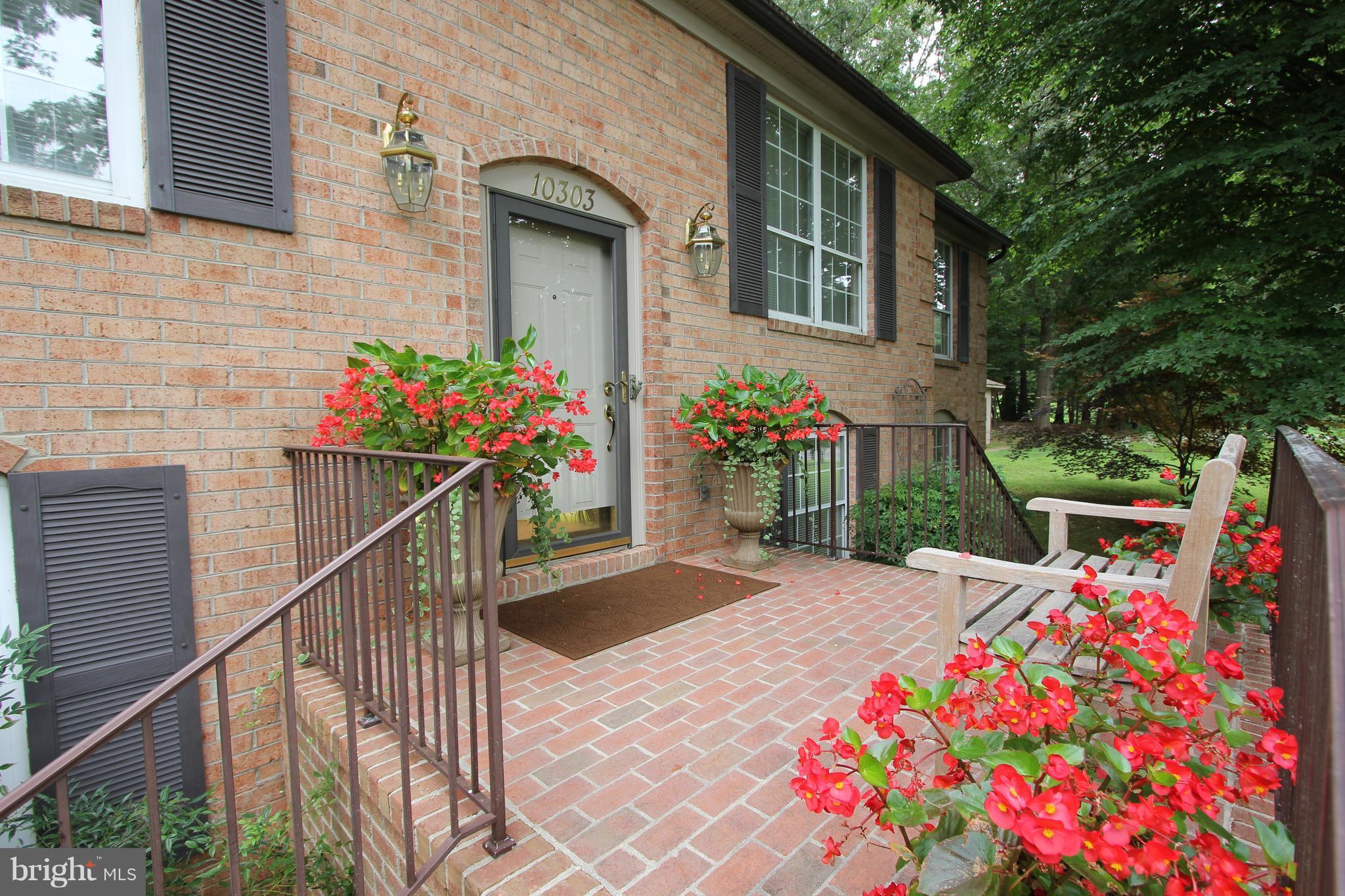 10303 Greystone Road Manassas, VA 20111 - Photo 2 of 27 Exterior (Front)