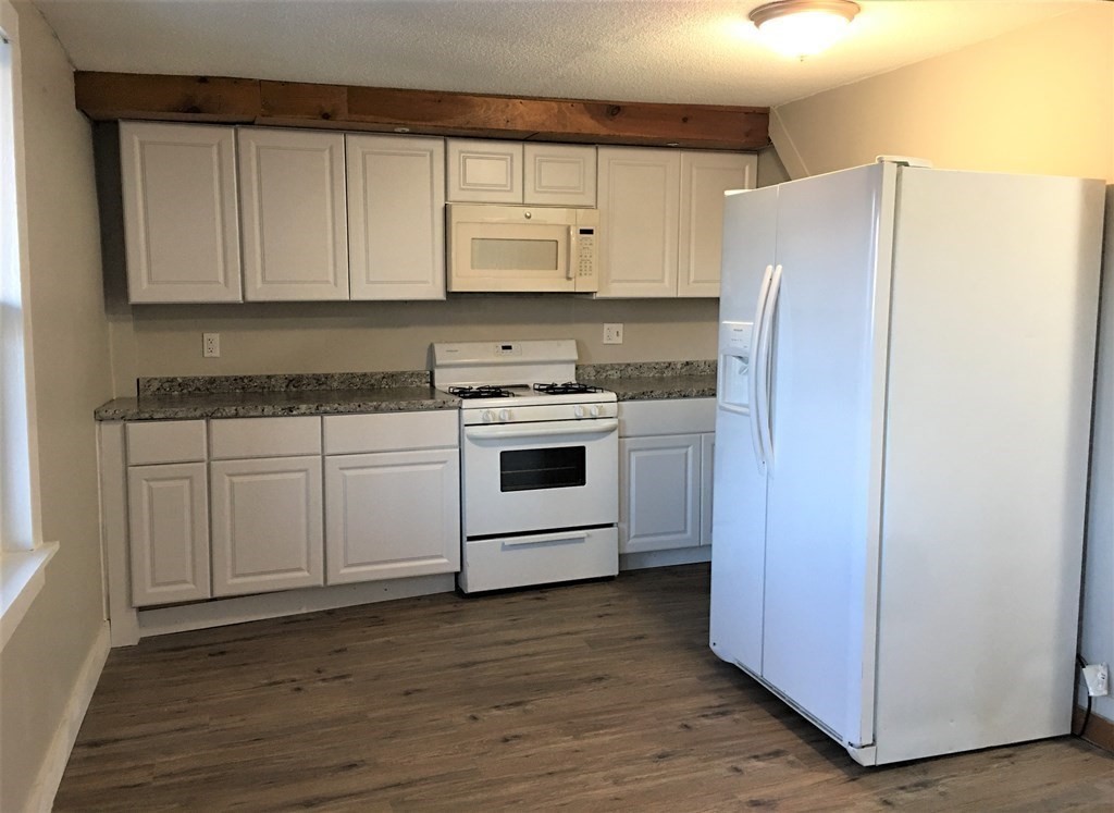 11 Russell Road Huntington, MA 01050 - Photo 2 of 30
