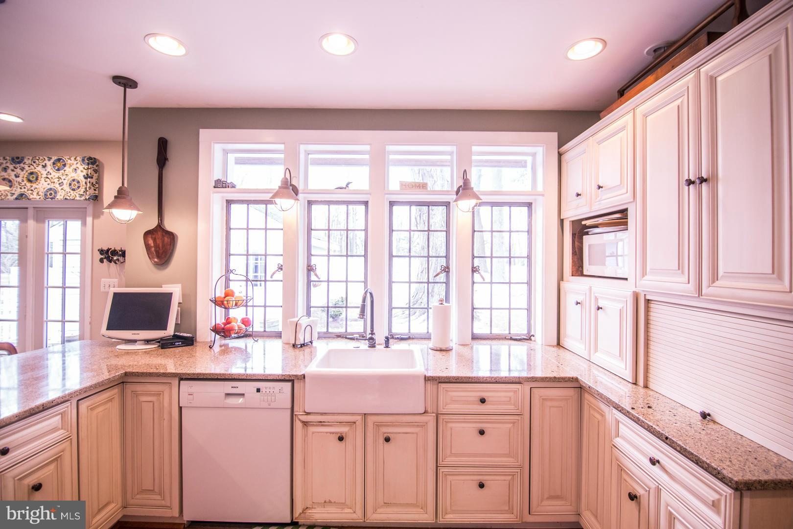217 Old Mill Bottom Road South Annapolis, MD 21409 - Photo 9 of 30 Kitchen
