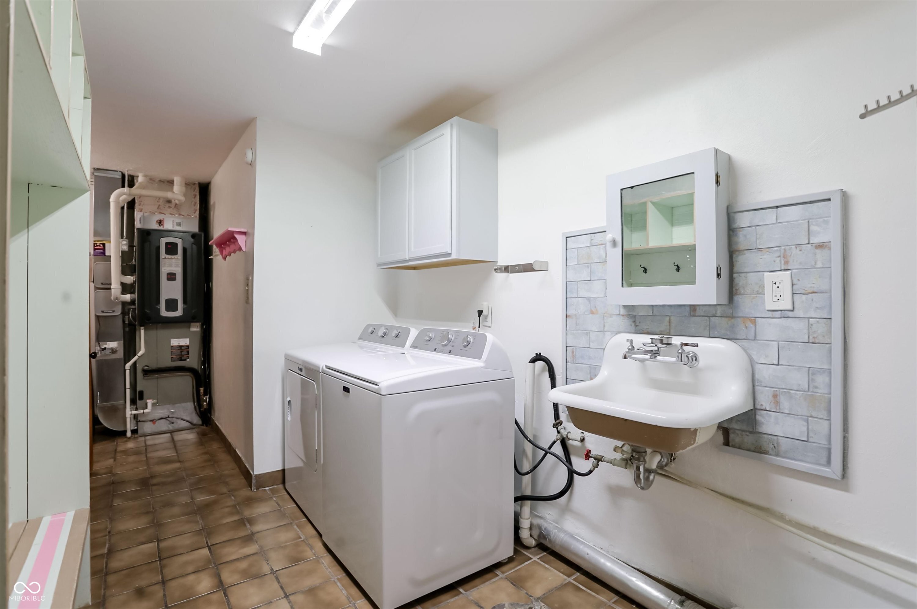 8644 South Addison Avenue Knightstown, IN 46148 - Photo 18 of 49