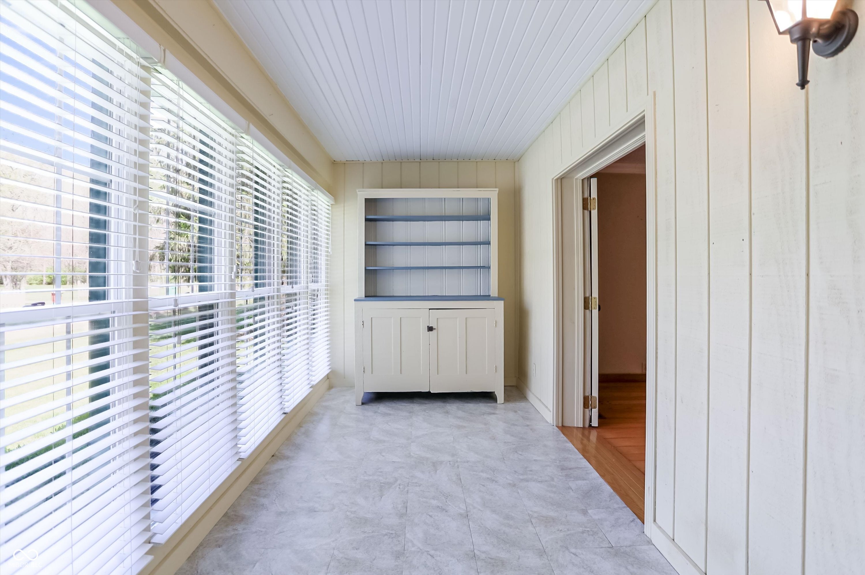 8644 South Addison Avenue Knightstown, IN 46148 - Photo 7 of 49